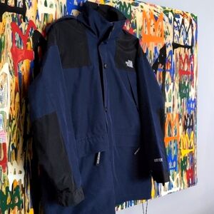 THE NORTH FACE GORE-TEX Jacket Kids XL Navy Blue + black. Outdoor Hiking.  RARE.
